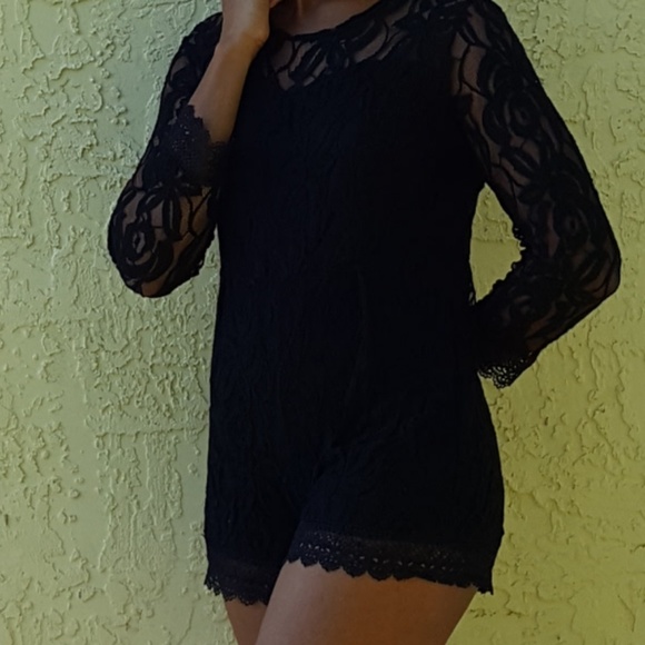 Pants - L❤Show Lace Romper